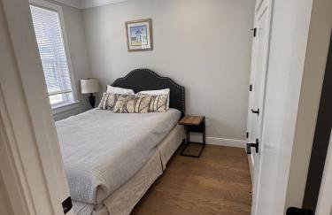 Furnished 2-Bedroom Apartment Prime Location Near South Bay and UMass - Foto 7