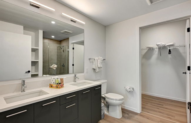 Global Luxury Suites at Town Center - Foto 23