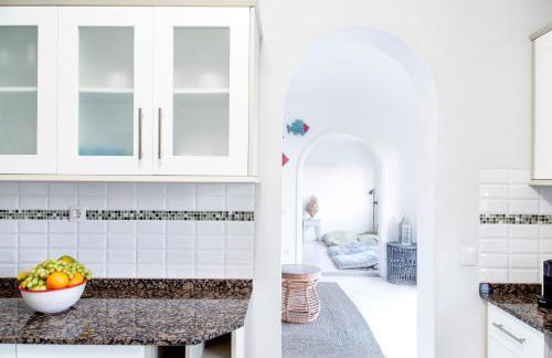 Villa Los Flamencos by Veaco- Beachfront & pool - Photo 23