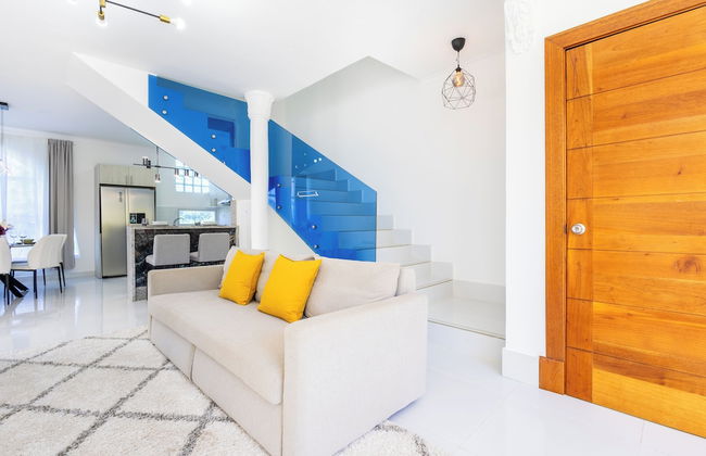 3-BR Villa with Pool & Rooftop Jacuzzi - Foto 30