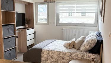 Riviera face à la gare - Foto 2