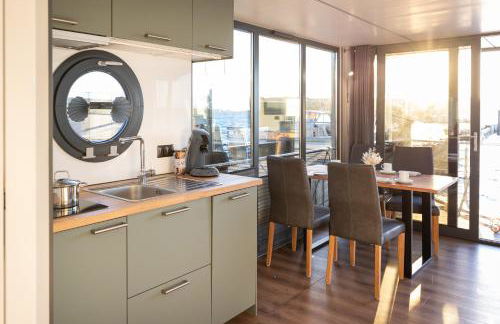 exclusives Hausboot "Oma Ella" - Foto 11