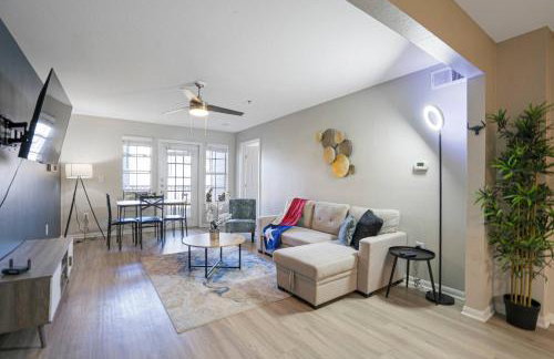 Central 9-Person Apt w/ WiFi, Near Downtown Austin - Foto 8