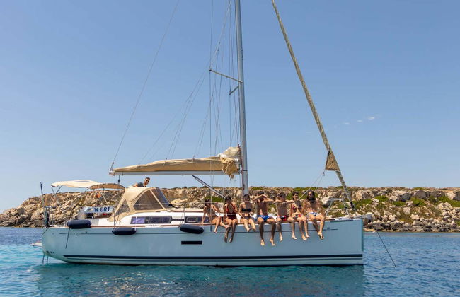 Escursione a Favignana e Levanzo in barca a vela - Foto 4