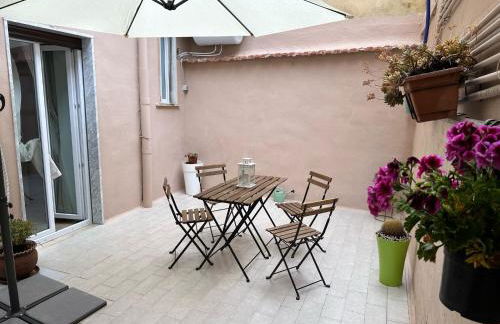 Mama House - Photo 1