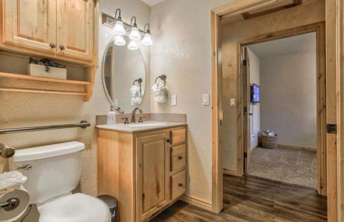 2BR Cottage with outdoor seating near Hiking & DT - Foto 20