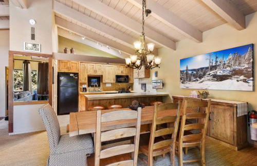 Waters Edge Oasis - Shared Pool & Pier Access - Foto 17