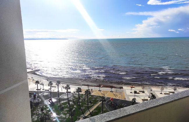 Seafront Apartment in Durres - Foto 9