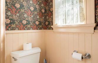 Alphabet District Gem - AC - Patio - Fast WiFi - Foto 25