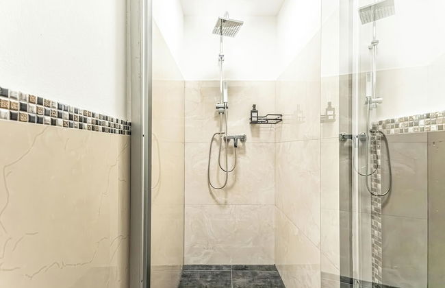 4BR Apt. for Groups 6-Min to Stadthalle - Foto 30