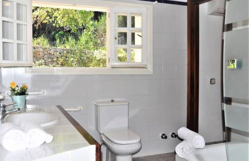 Villa LAS ENCINAS-en el pueblo de Esporles- Mallorca - Photo 42