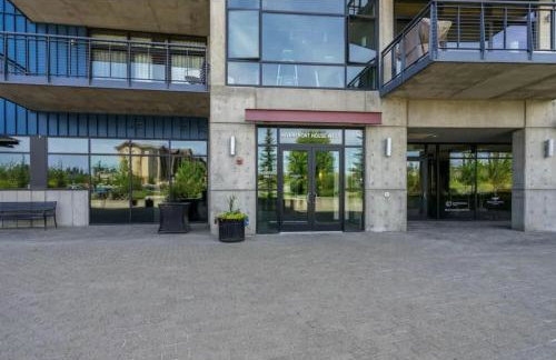 Downtown Condo Above Restaraunts- Free Parking - Foto 42