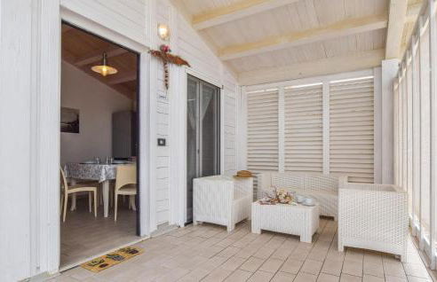 2 Bedroom Lovely Home In Torrenova - Foto 2