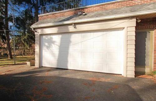 Exclusive Ottawa Hills Private Home, Garage, WD, Gourmet Equipped kitchen, Netflix - Foto 29