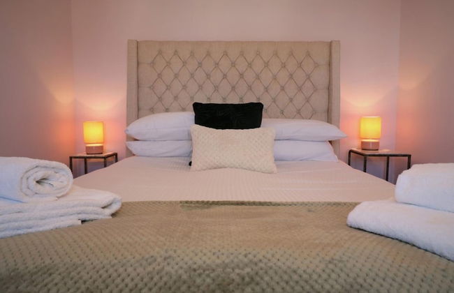 Colston House - Glasgow - Photo 1