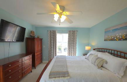 Summerside Cape on Crooked Lake ---Waterfront-Sunsets-Sleeps 12 - Foto 11