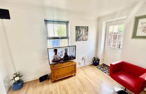 Mannys Apartment - Nice & Cozy 4Bed Flagship Lodge - Photo 65