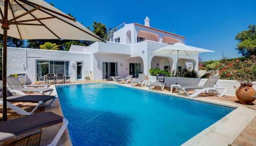 Casa Ninho Spacious 5 Bedroom Villa in an Enviab - Foto 2