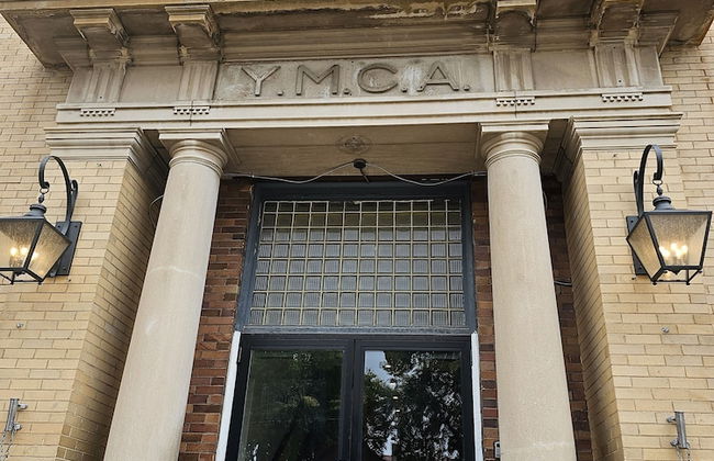 Eaglescape Suites and Event Center - Photo 34