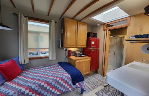 Caravan Across The Street From The Beach - Foto 1