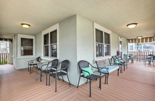 Beautiful Spacious Beach Home, Private Deck & Grill, with Beach Badges - Foto 7