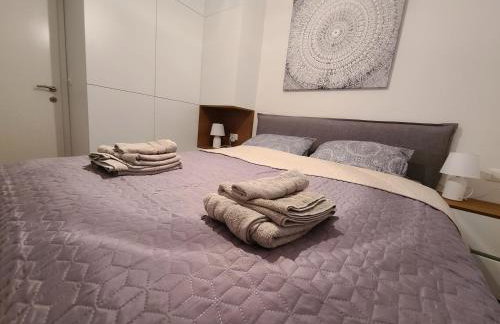 Modern 4-Star luxury apt - WFH Ready, Free Parking - Foto 14