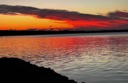 Life Is Good Lodge lakefront with sandy beach - Foto 8