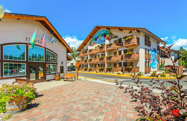 Icicle Village Winter Wonderland. Pool - Foto 32