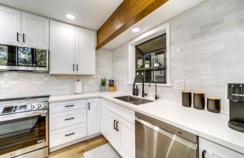 Family Friendly Modern Cabin in Munds Park! - Foto 10