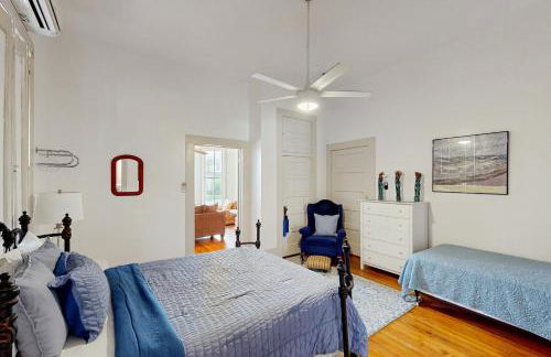 Downtown duplex with patio, enclosed backyard, washer/dryer, streaming, AC, WiFi - Foto 11
