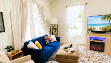 Indoor Hot Tub, Pet Friendly, Bikes, 4-Car Free Parking, Walk to Beach - Foto 2