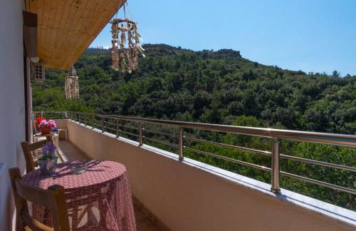 Traditional House Maries - Photo 16