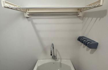 APART STUDIOS PONTAL - Aeroporto a 300 m - Praia 1,5 Km - Centro 2,5 Km - Cozinha Privativa - Mercado GBARBOSA e Padaria 450 m - Próx diversos Comércios a pé - Ar condic - Studios de 15 a 38 m2 Bem Equipados e Funcionais - Ideal Turismo e Trabalho - Foto 132