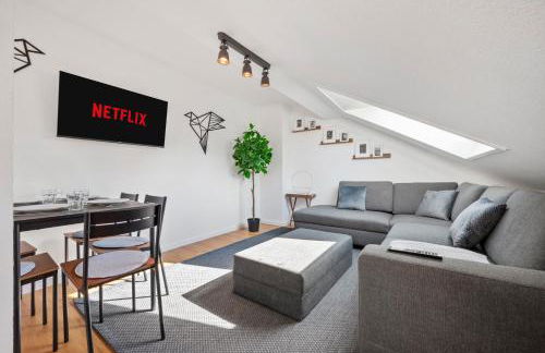 BackHome - BUSINESS&FAMILY - Parken, 3-Zimmer, SmartTV, Balkon, Waschmaschine, ruhige Stadtrand-Lage, Netflix, 60qm, 24h Checkin - Foto 9