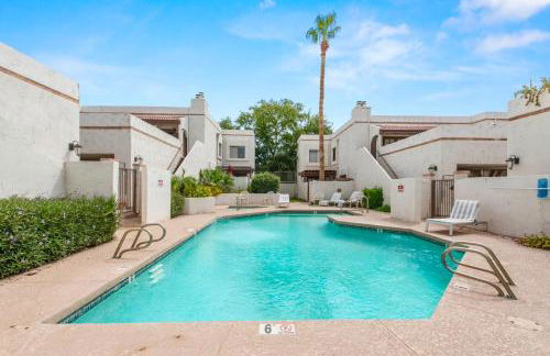 Renovated private in the heart of Old Town Scottsdale, pool & hot tub, outdoor bar & kitchen, walk to shops & bars - Foto 23