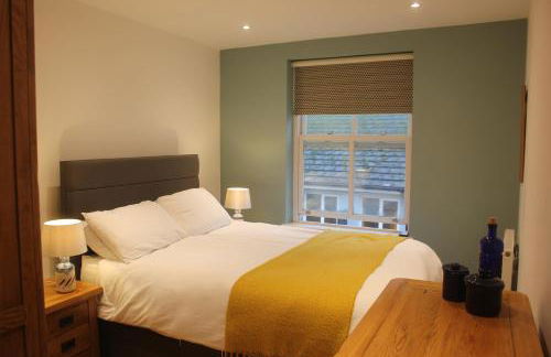 Stylish flat in central Tenby & free parking - Photo 5