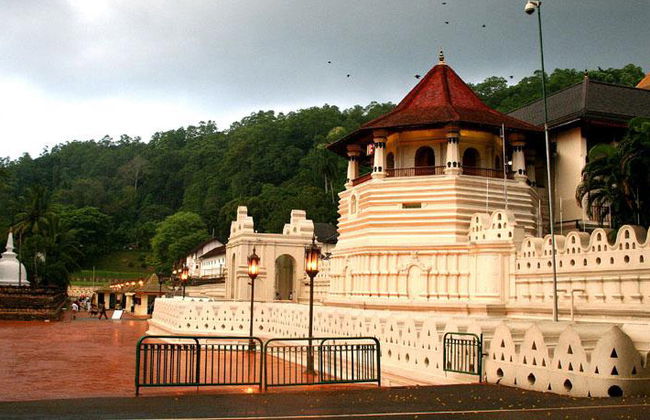 Découvrez Kandy City - Excursion d'une journée - Photo 1