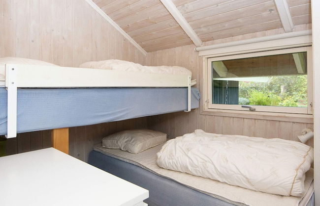 6 Person Holiday Home in Farvang - Photo 17