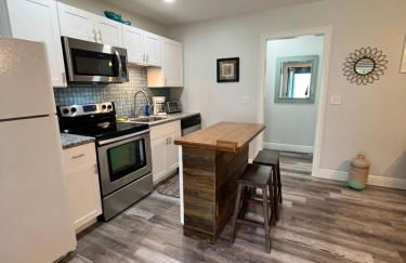 875 Oasis #4 Location! - Foto 12