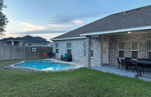 Quiet Cozy Spacious Stay w Private Pool - Foto 11