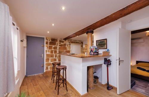 Le Chapeau Rouge - Centre Historique - Corum - Tramway - Climatisation - Foto 5