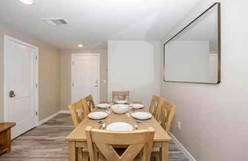 Stunning Water View 2BR · Jacuzzi & Rooftop Lounge - Foto 53