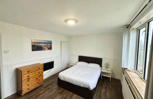 Detached 4Beds - Windsor Heathrow & London Access - Foto 9