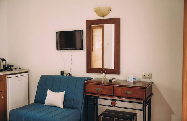 Trikalioti's Lush Estate Apt Eleni - Photo 6