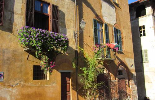 Saluzzo Historic Center Apartment - Foto 32