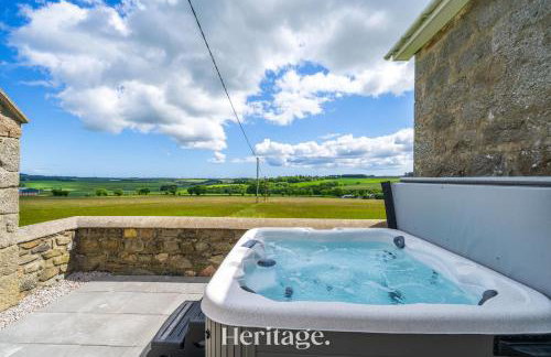 Woodside, Get away with Hot Tub, near Fraserburgh - Photo 1