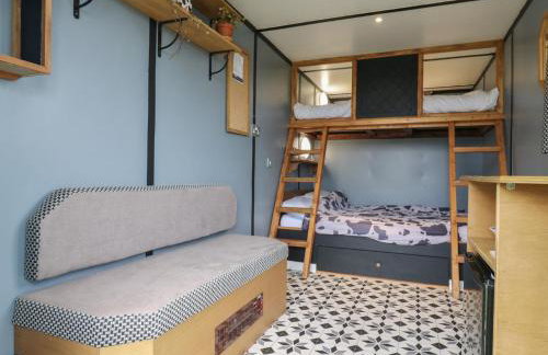 Dozy Dotty Cow Shed 4 - Foto 8