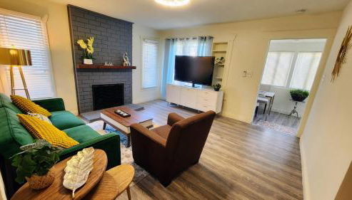 LAX House Near SoFi Stadium, Intuit Dome, YouTube Theater, The Kia Forum, Beaches - Photo 5