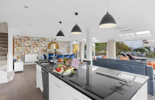 Homefield - Chic charm with unrivalled river views - Foto 9