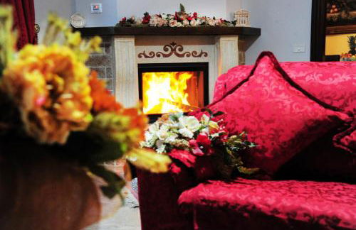 Villa Radiosa In Sicily with private fenced pool, Please read, leggete, HOST INFO for correct cost - Foto 38